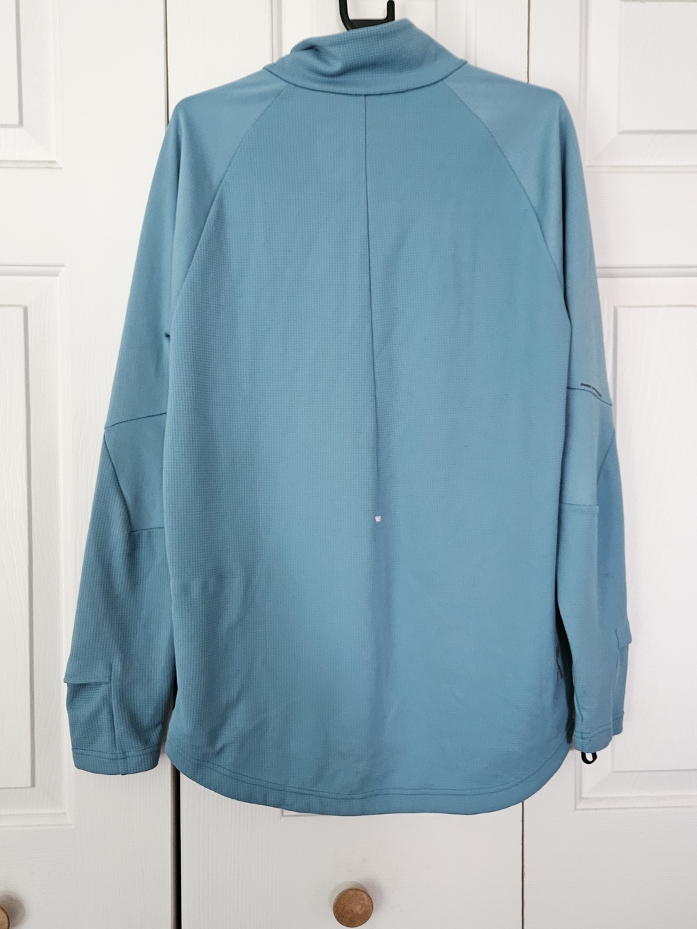 On Running Climate Lightweight 1/4 Zip Pullover - Picture 8 of 10